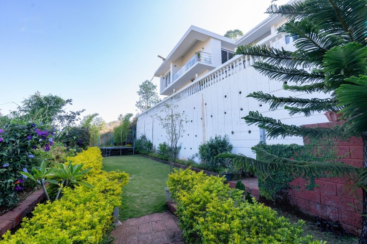 Manicured garden lawn at PQ Villa
