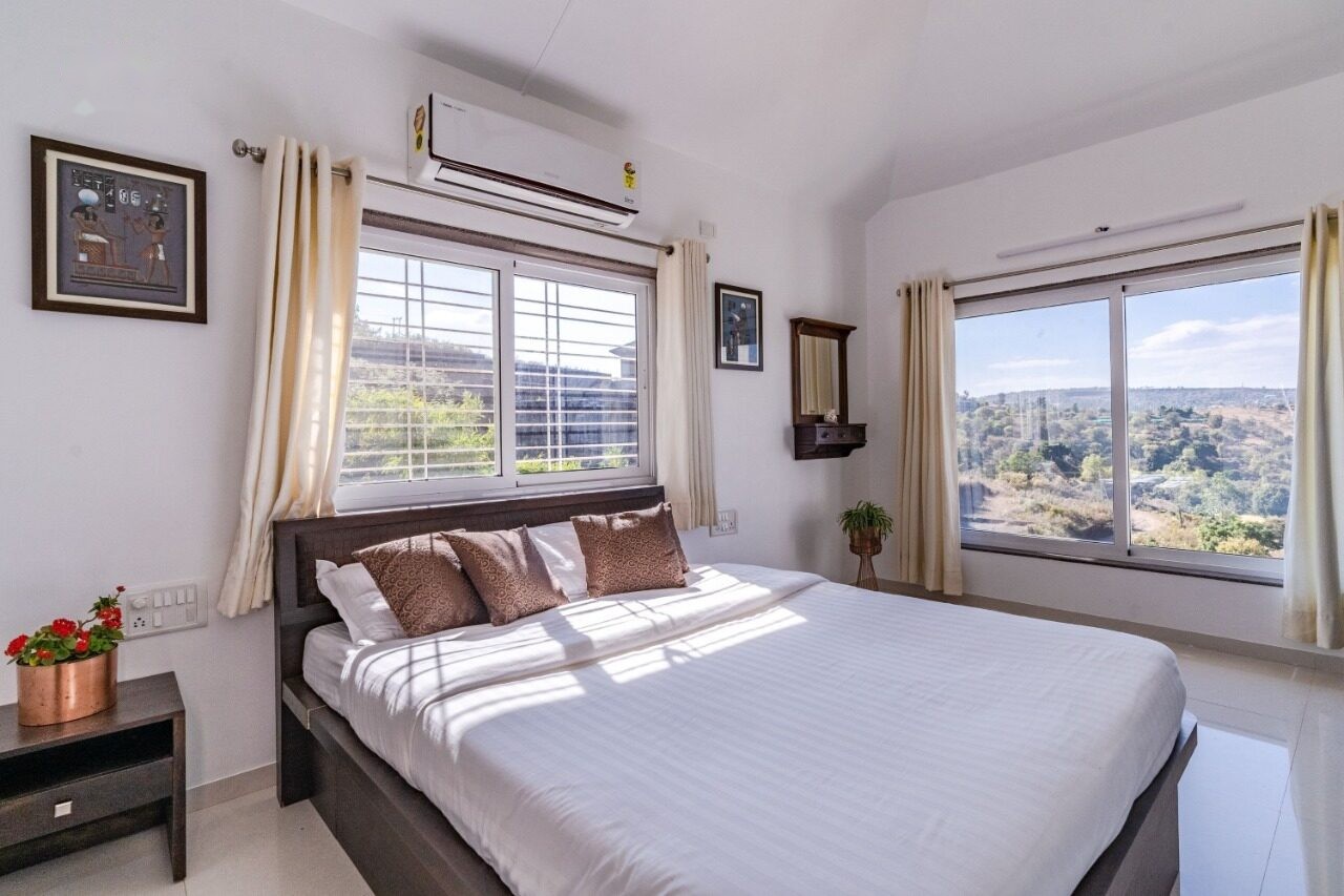Family Room with twin beds and views